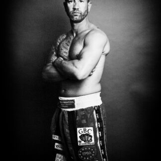 Boxer und Vollkontakt-Kampfsportler verkörpern eine archaische Maskulinität, die sich besonders in der Intensität ihres Blicks überträgt.